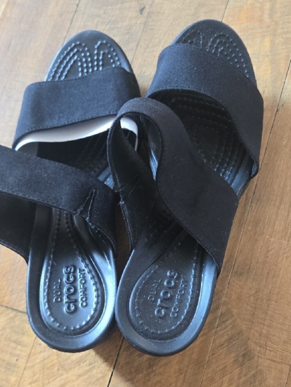 CROCS Leigh II Wedge Black Dual-Strap Slide Sandals NEVER WORN. - Picture 3 of 6